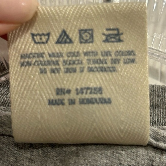 Simply Southern Unisex Graphic Long Sleeve T-Shirt Gray Size L Hey Deer - Picture 6 of 11